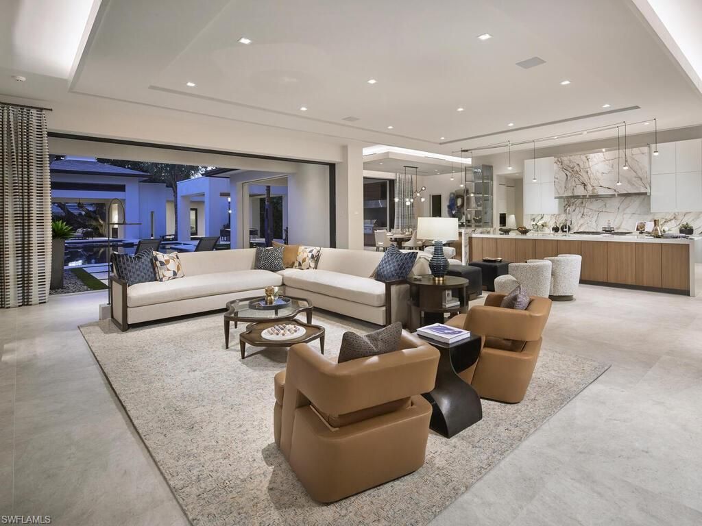 477 3rd St N, Naples, FL 34102 Photo