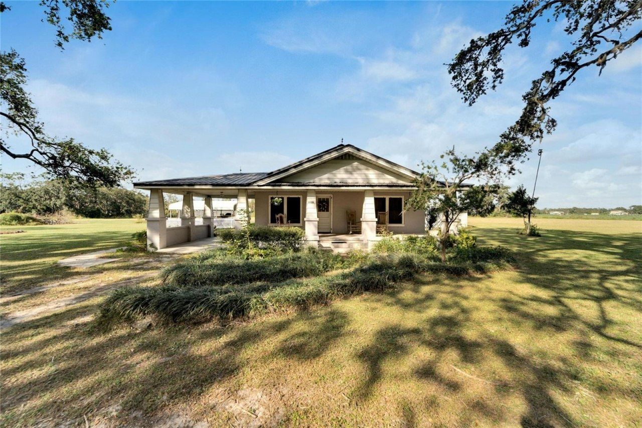 5020 Sydney Road, Plant City, FL 33566 Photo