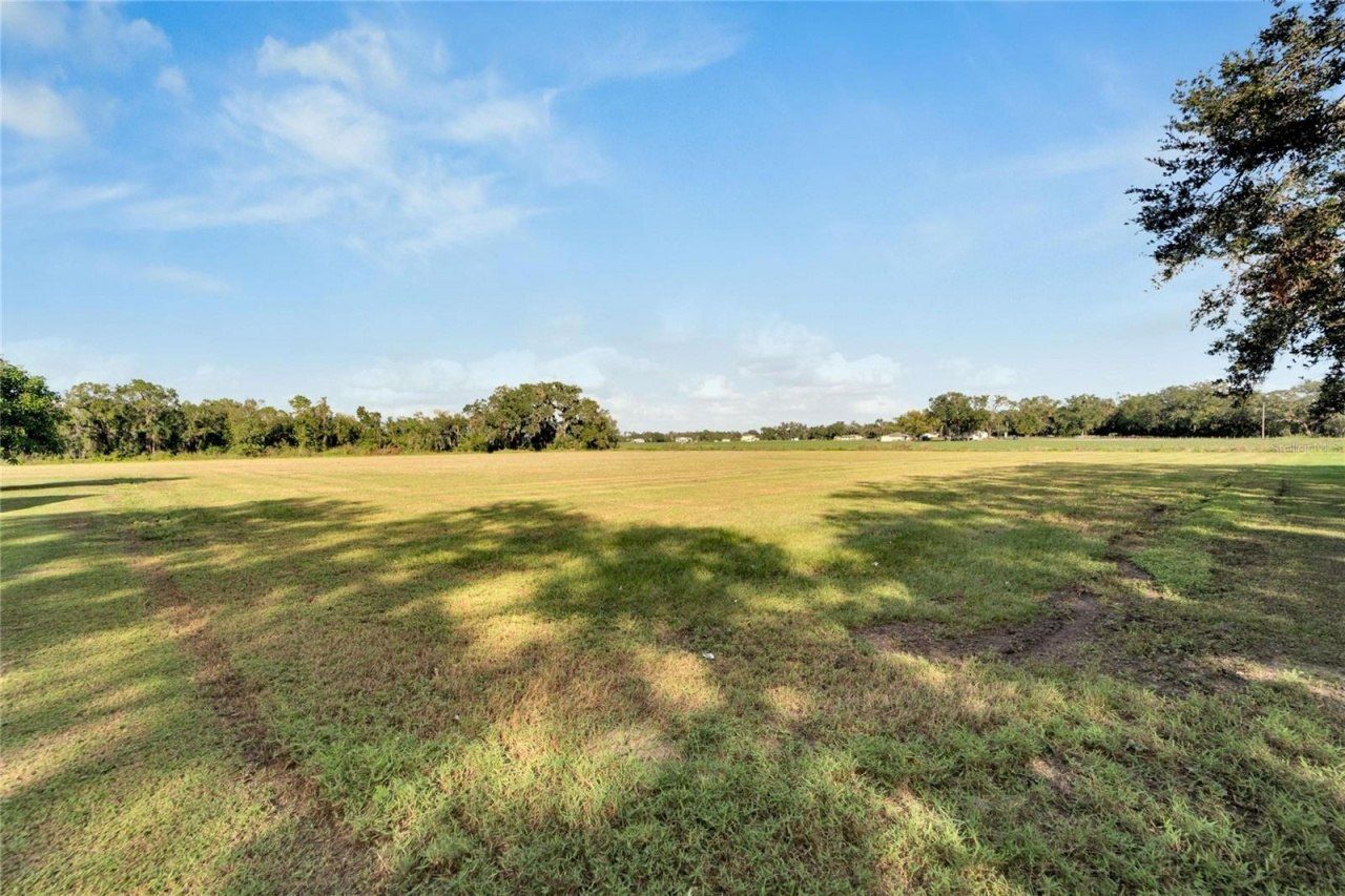5030 Sydney Road, Plant City, FL 33566 Photo