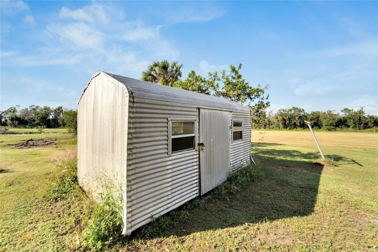 5030 Sydney Road, Plant City, FL 33566 Photo