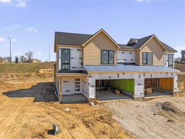 17806 W 96th Street, Lenexa, KS 66219