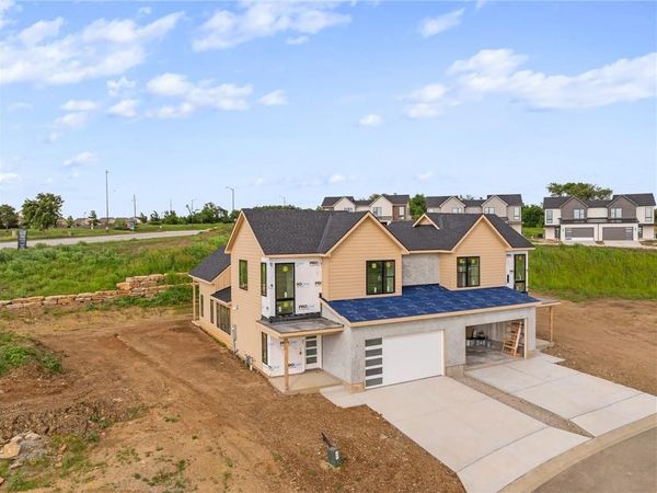 17806 W 96th Street, Lenexa, KS 66219