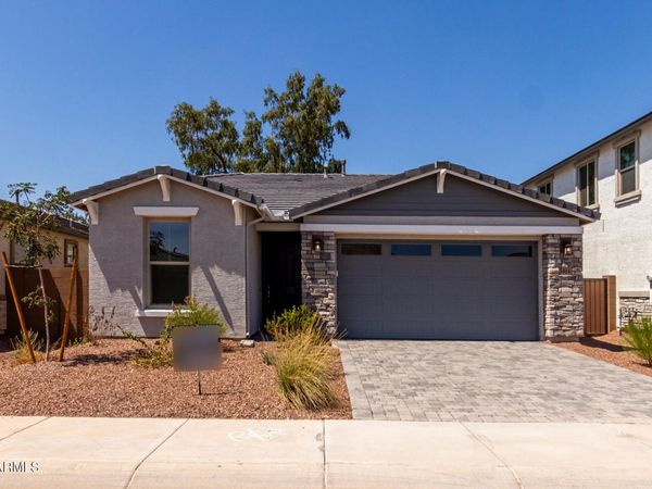 5414 W LAS PALMARITAS Drive, Glendale, AZ 85302