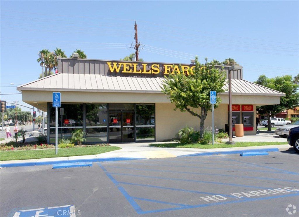 103 E Stetson Avenue, Hemet, CA 92543 Main Photo
