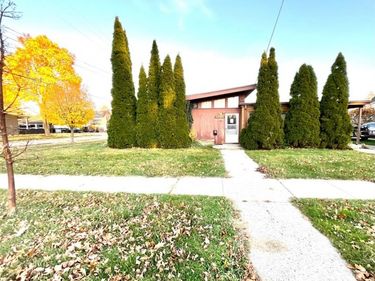 106 N MARQUETTE Street, Durand, MI 48429