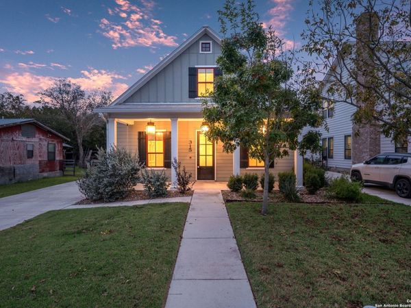 315 HICKMAN, Boerne, TX 78006