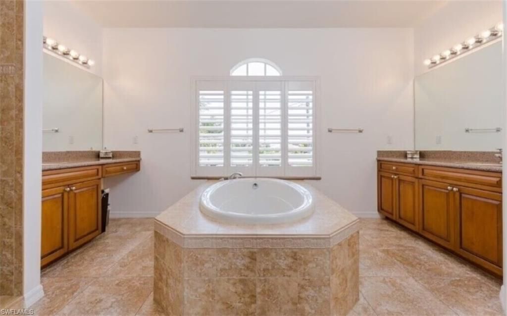 5221 Seagull Ct, Cape Coral, FL 33904 Photo
