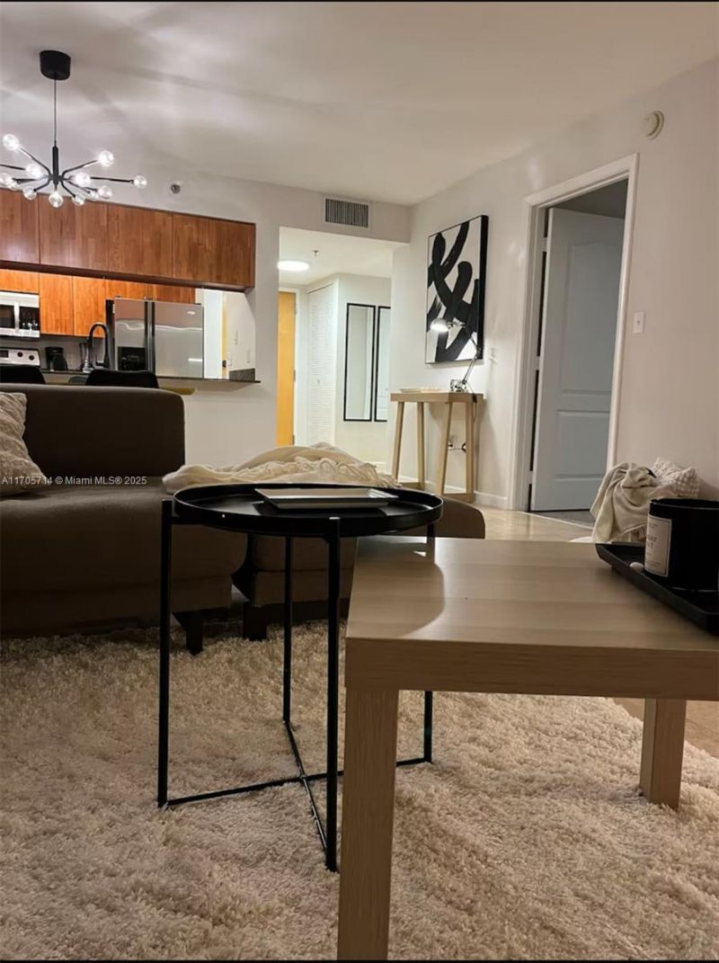 1200 Brickell Bay Dr, Unit 3220, Miami, FL 33131 Photo