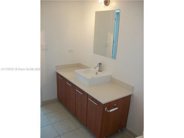 3301 NE 1st Ave, Unit H1705, Miami, FL 33137 Photo