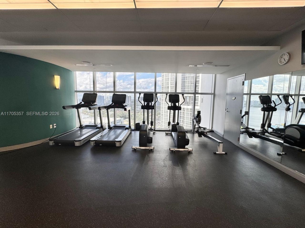18101 Collins Ave, Unit 1906, Sunny Isles Beach, FL 33160 Photo