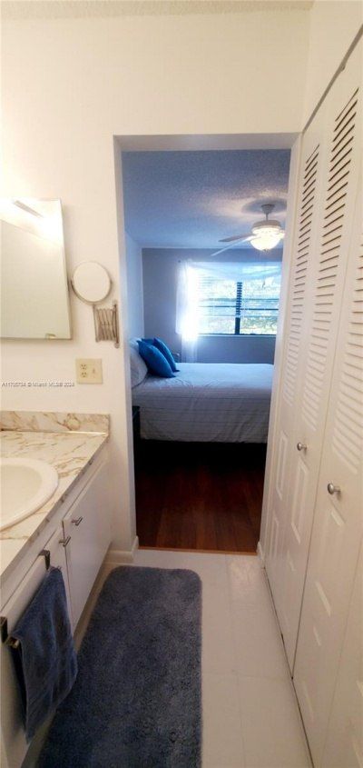 10304 Sunrise Lakes Blvd, Unit 211, Sunrise, FL 33322 Photo