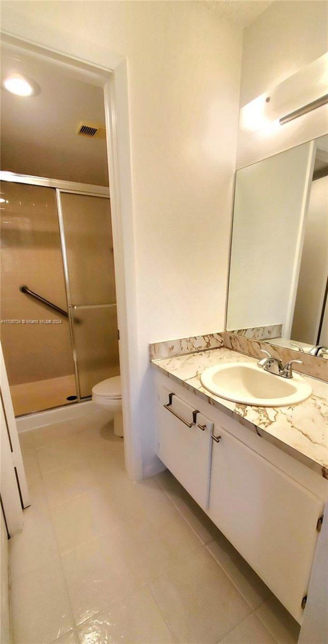 10304 Sunrise Lakes Blvd, Unit 211, Sunrise, FL 33322 Photo