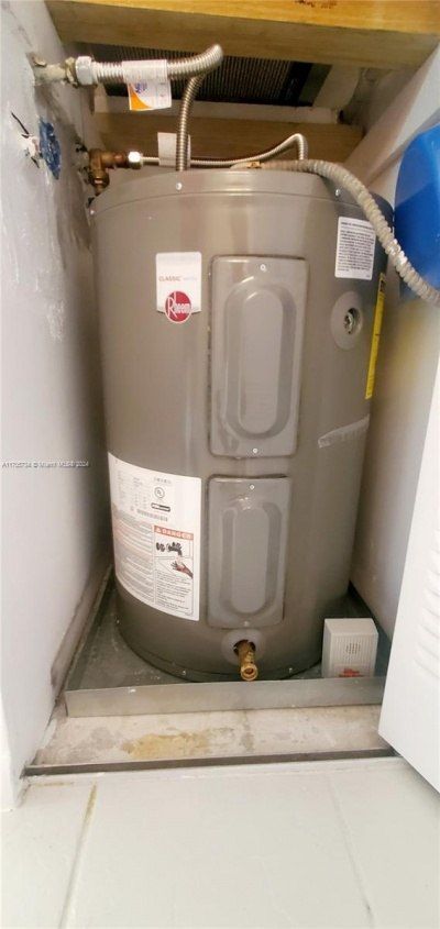 10304 Sunrise Lakes Blvd, Unit 211, Sunrise, FL 33322 Photo