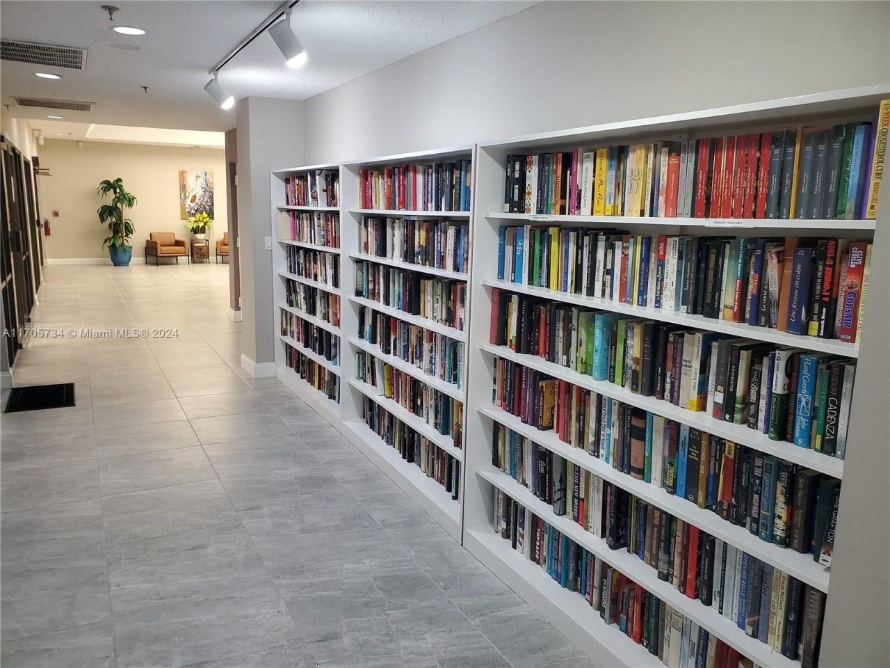 10304 Sunrise Lakes Blvd, Unit 211, Sunrise, FL 33322 Photo