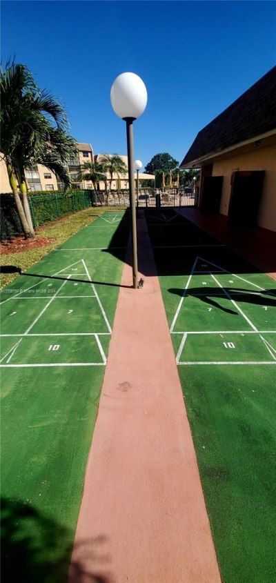 10304 Sunrise Lakes Blvd, Unit 211, Sunrise, FL 33322 Photo