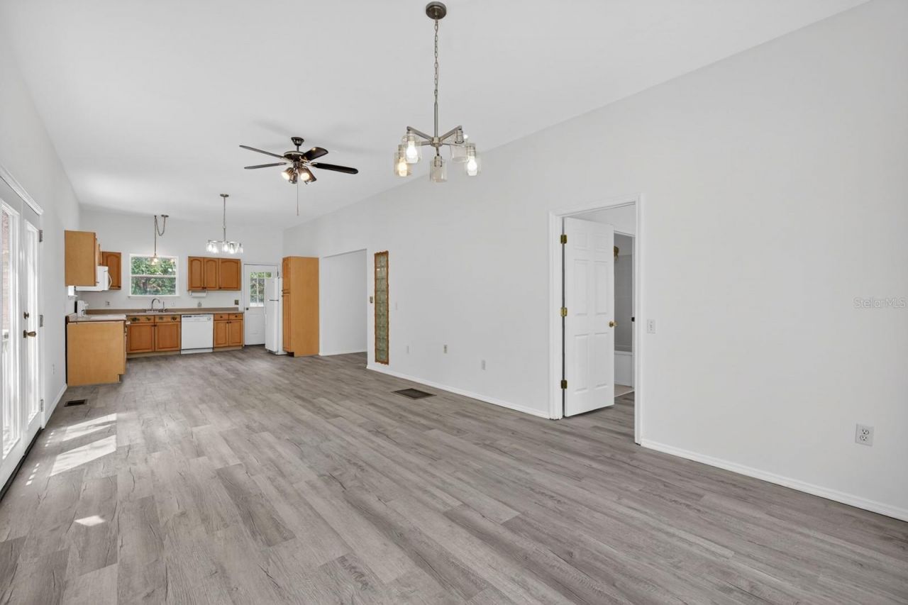 5300 N Ocean Shore Boulevard, Palm Coast, FL 32137 Photo