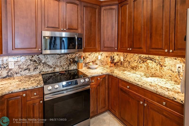 3909 NE 21st Avenue, Unit 4, Fort Lauderdale, FL 33308 Photo