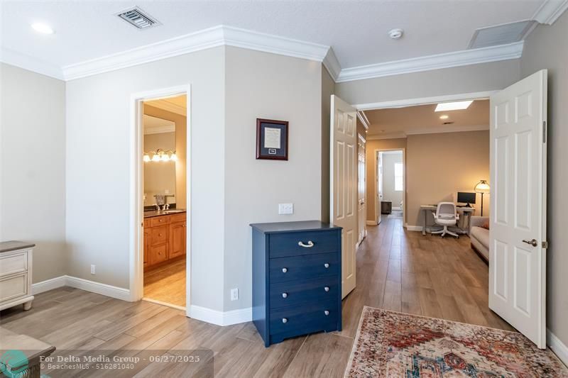 3909 NE 21st Avenue, Unit 4, Fort Lauderdale, FL 33308 Photo