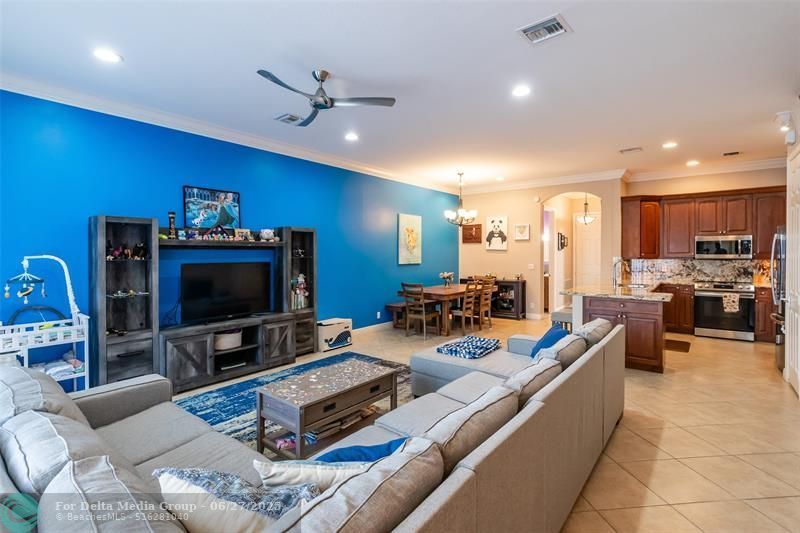3909 NE 21st Avenue, Unit 4, Fort Lauderdale, FL 33308 Photo