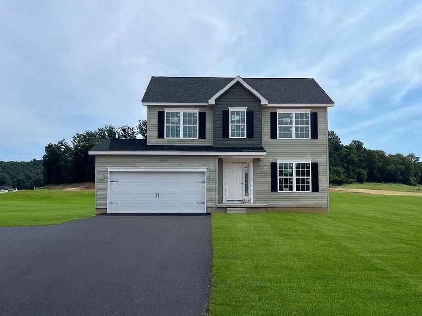 156 Ledger Drive, Unit 75, Hanover, PA 17331 Main Photo