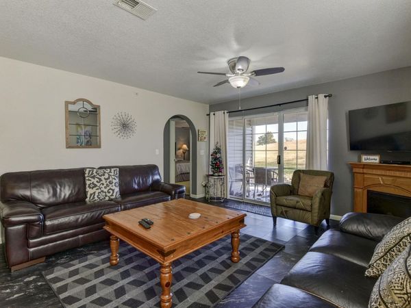 192 W Rockford Drive, Unit 4, Branson, MO 65616