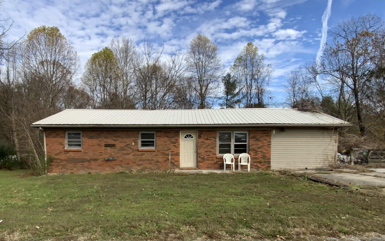 156 Doc Jones Road, Whitley City, KY 42653 Main Photo