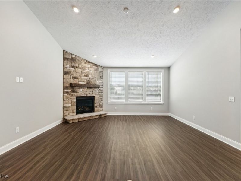 670 Innisbrook Lane, Avon Lake, OH 44012 Photo 12