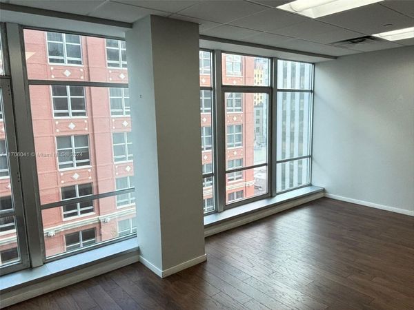 14 NE 1st Ave, Unit 700D, Miami, FL 33132