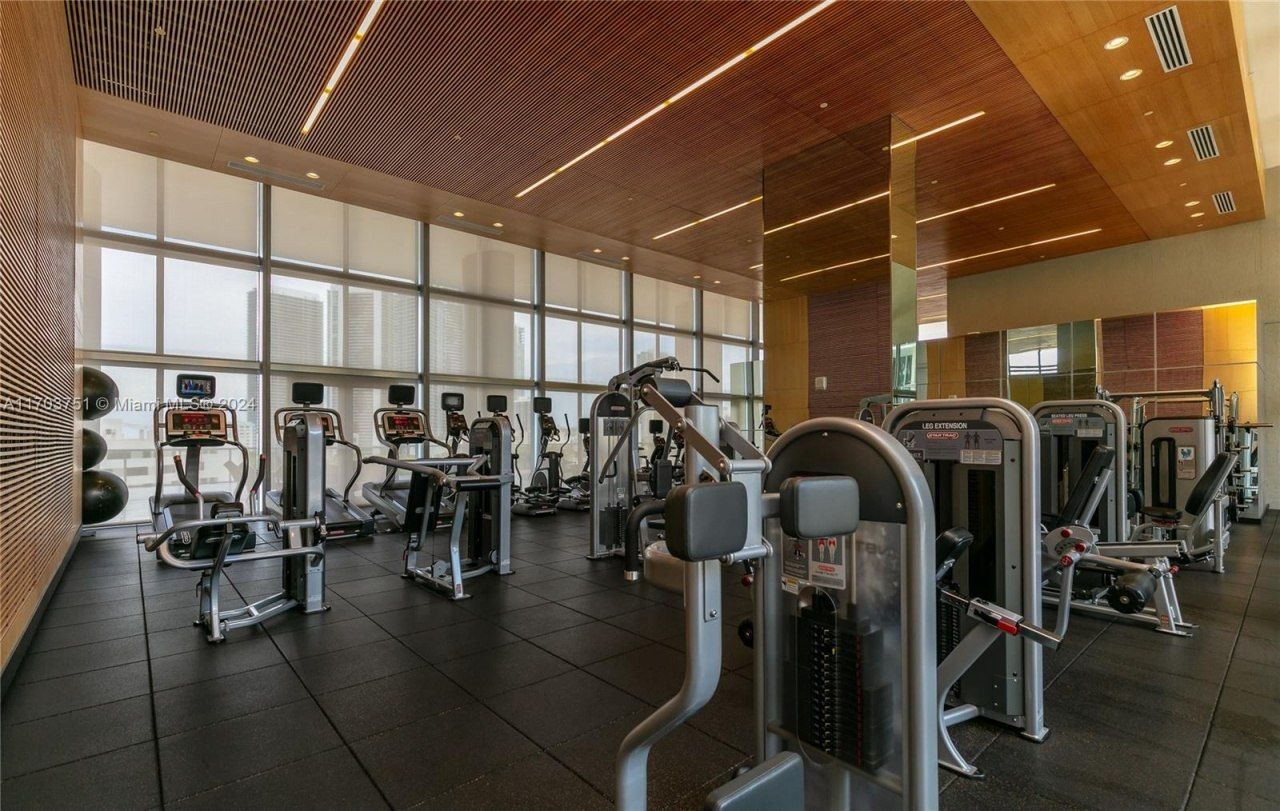 3470 E Coast Ave, Unit H1404, Miami, FL 33137 Photo
