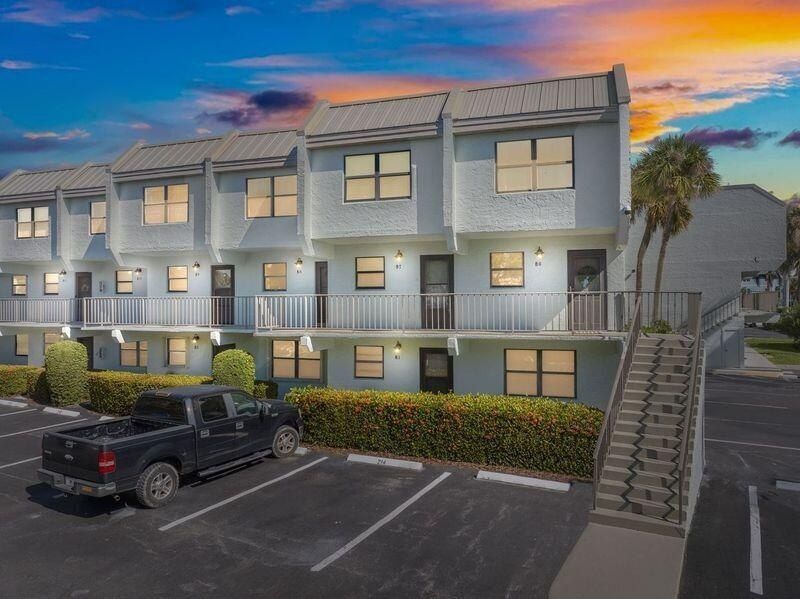 1300 Seaway Drive, Unit B-1, Fort Pierce, FL 34949 Photo