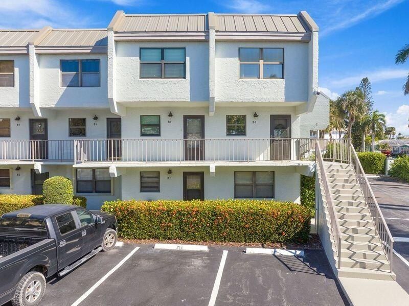 1300 Seaway Drive, Unit B-1, Fort Pierce, FL 34949 Photo