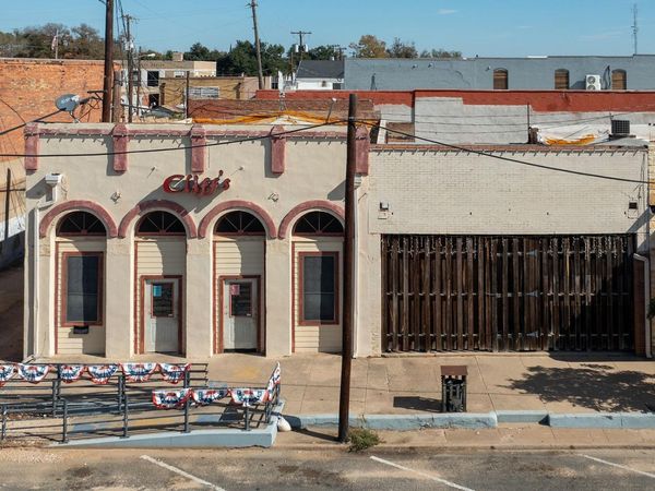 218 N Main ST, Rockdale, TX 76567