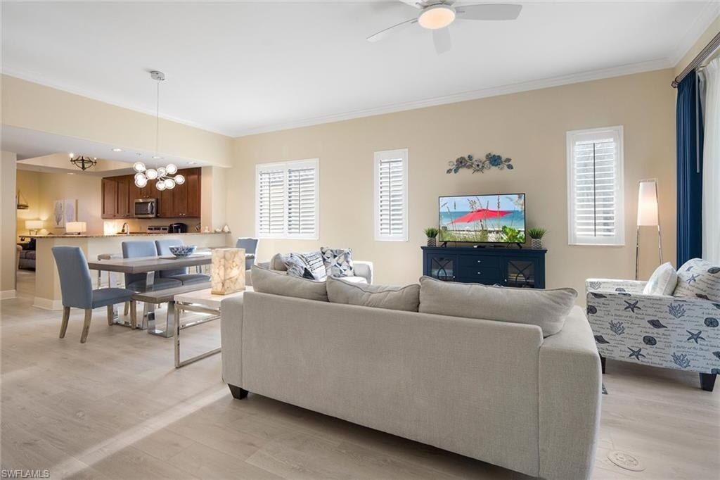 985 Sandpiper St, Unit I201, Naples, FL 34102 Photo