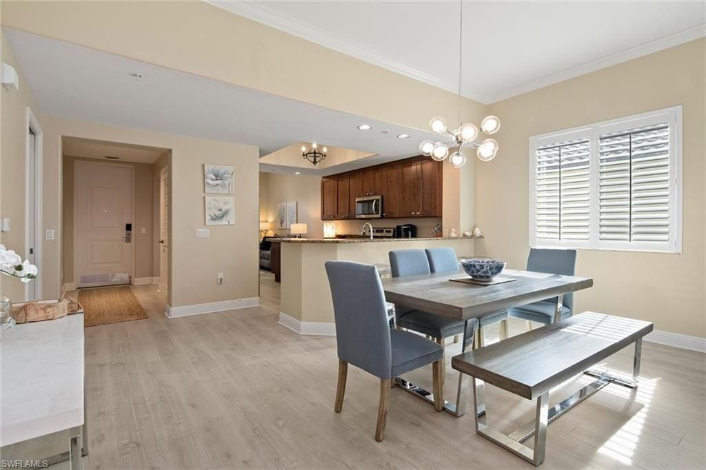 985 Sandpiper St, Unit I201, Naples, FL 34102 Photo