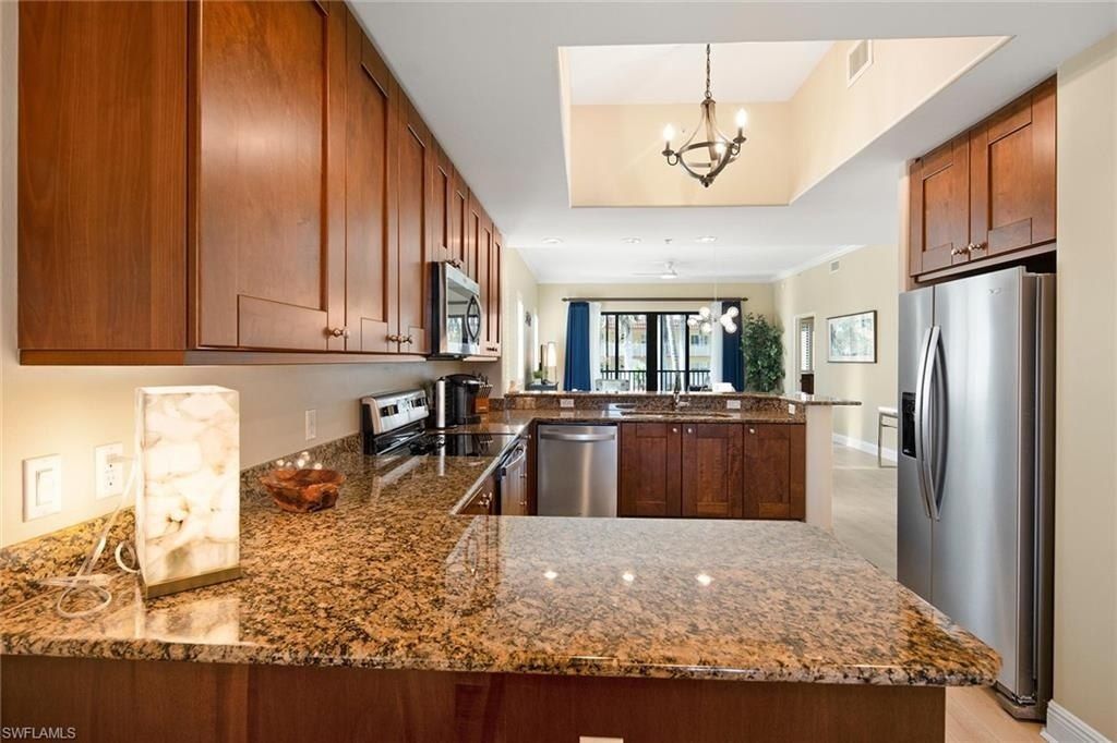 985 Sandpiper St, Unit I201, Naples, FL 34102 Photo