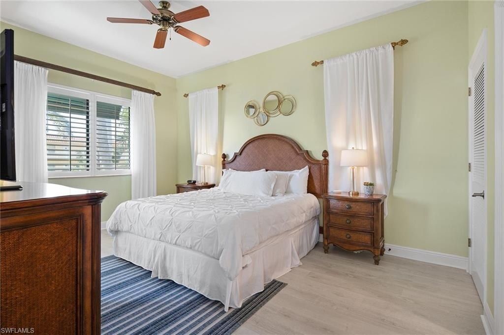 985 Sandpiper St, Unit I201, Naples, FL 34102 Photo
