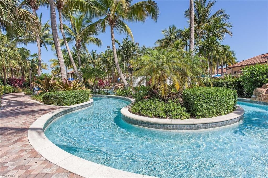 985 Sandpiper St, Unit I201, Naples, FL 34102 Photo