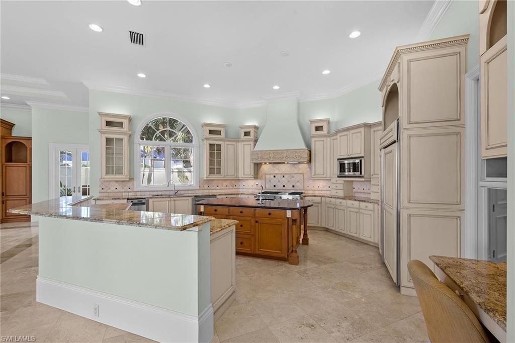 28790 Blaisdell Dr, Naples, FL 34119 Photo