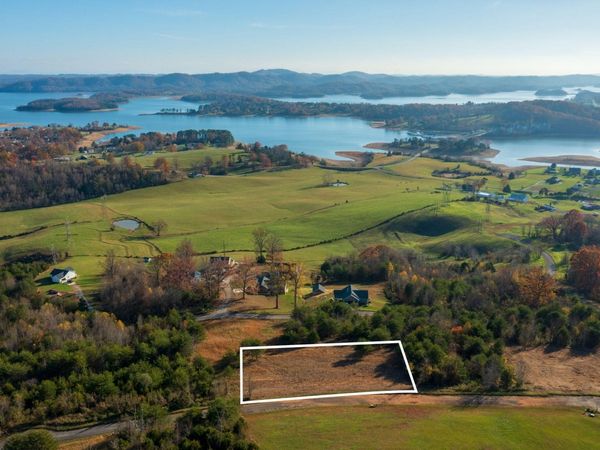 Lot 39 Logans Bluff, Bean Station, TN 37708