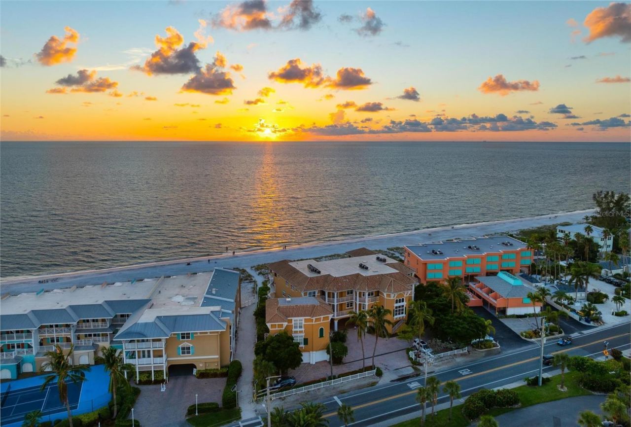 1900 Gulf Drive N, Unit 1, Bradenton Beach, FL 34217 Photo