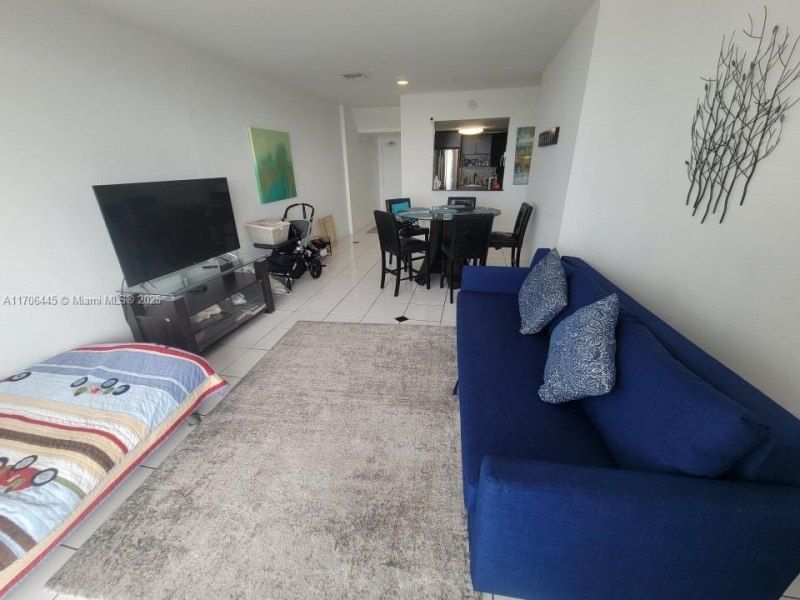 5601 Collins Ave, Unit PH-9, Miami Beach, FL 33140 Photo