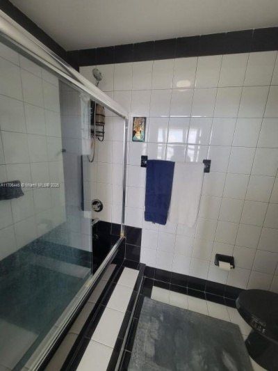 5601 Collins Ave, Unit PH-9, Miami Beach, FL 33140 Photo