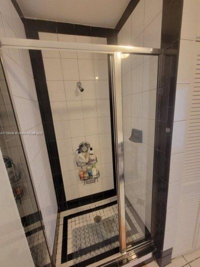 5601 Collins Ave, Unit PH-9, Miami Beach, FL 33140 Photo