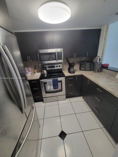 5601 Collins Ave, Unit PH-9, Miami Beach, FL 33140 Photo