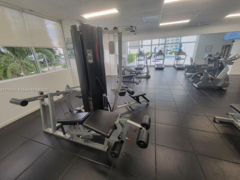 5601 Collins Ave, Unit PH-9, Miami Beach, FL 33140 Photo