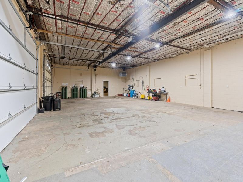 1099 US-22, Unit W, Circleville, OH 43113 Photo 12