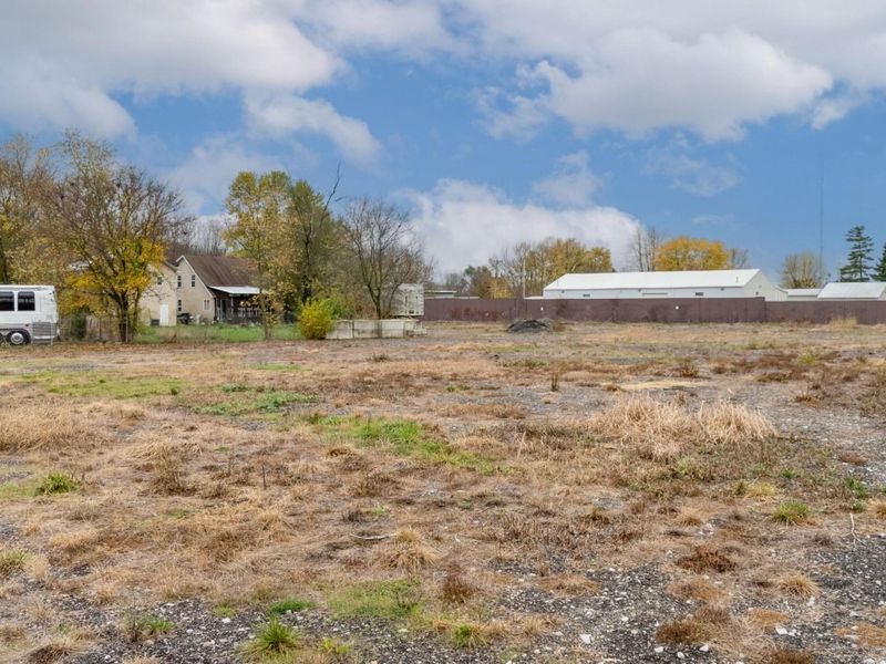 1099 US-22, Unit W, Circleville, OH 43113 Photo 29