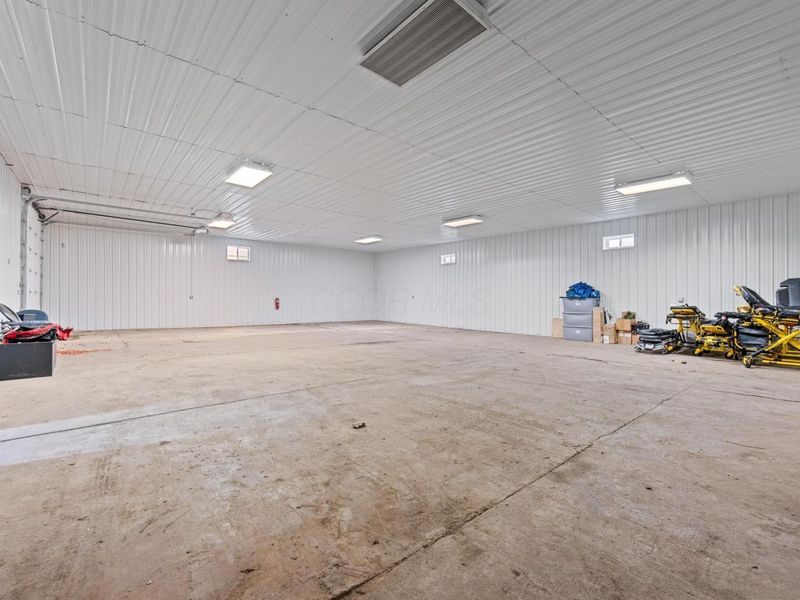 1099 US-22, Unit W, Circleville, OH 43113 Photo 4