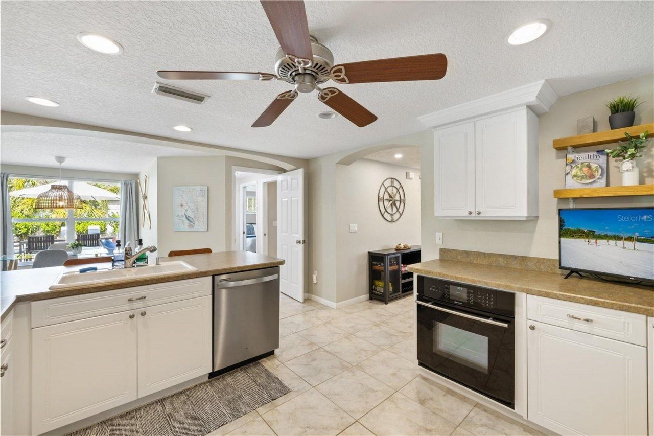 2365 Bay Street, Sarasota, FL 34237 Photo