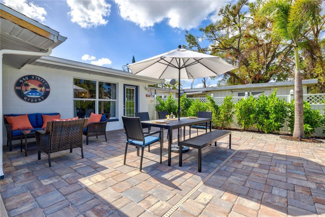2365 Bay Street, Sarasota, FL 34237 Photo